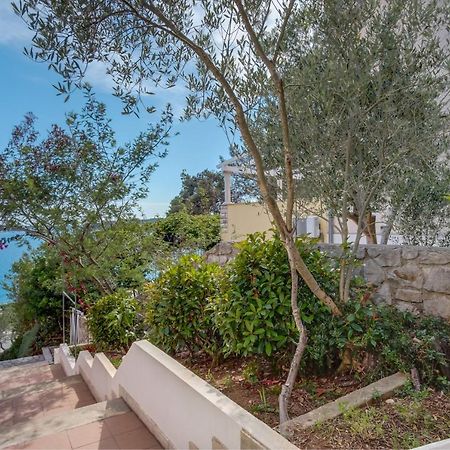 Apartments Villa Julija مالي لوشينغْ المظهر الخارجي الصورة