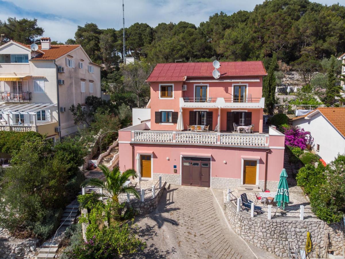 Apartments Villa Julija مالي لوشينغْ المظهر الخارجي الصورة