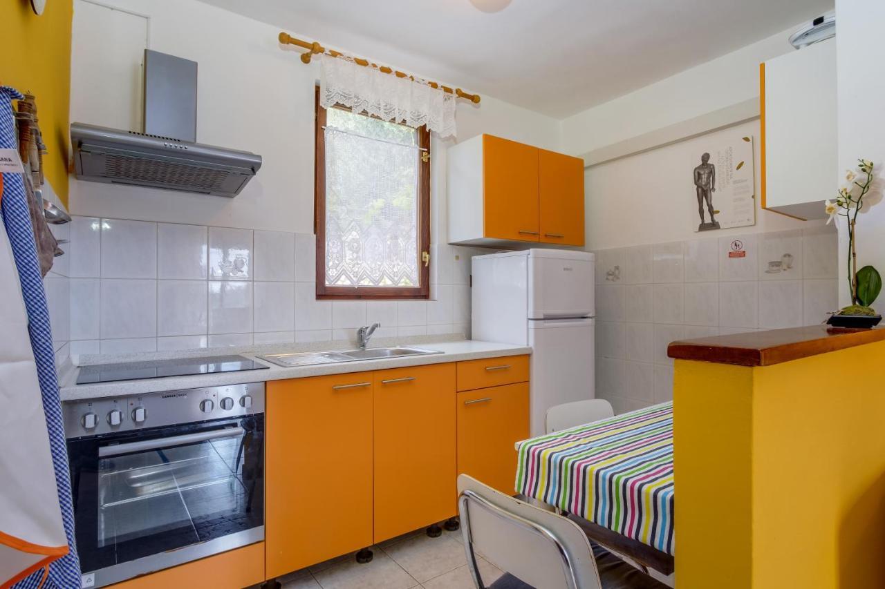 Apartments Villa Julija مالي لوشينغْ المظهر الخارجي الصورة