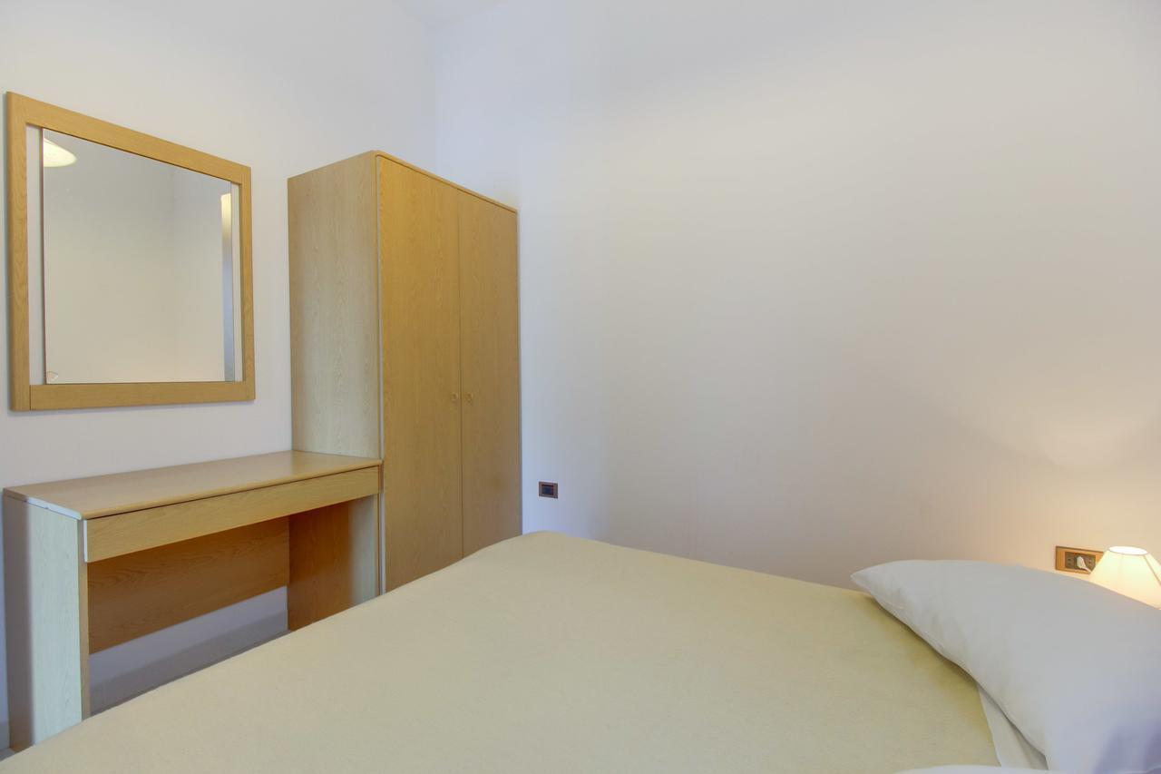 Apartments Villa Julija مالي لوشينغْ المظهر الخارجي الصورة