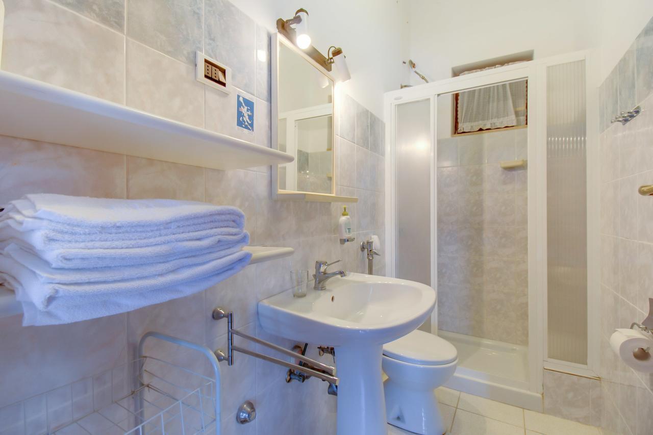 Apartments Villa Julija مالي لوشينغْ المظهر الخارجي الصورة